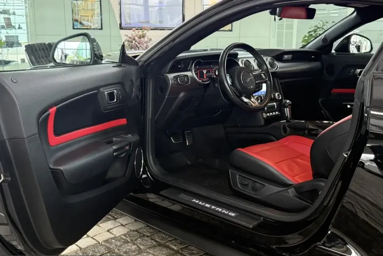 Ford Mustang din 2022 cu 74.372 km - oferta FOR252164 - foto 24