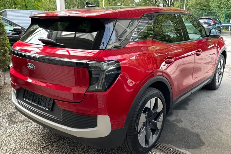 Ford Explorer din 2025 cu 11.955 km - oferta FOR252166 - foto 4