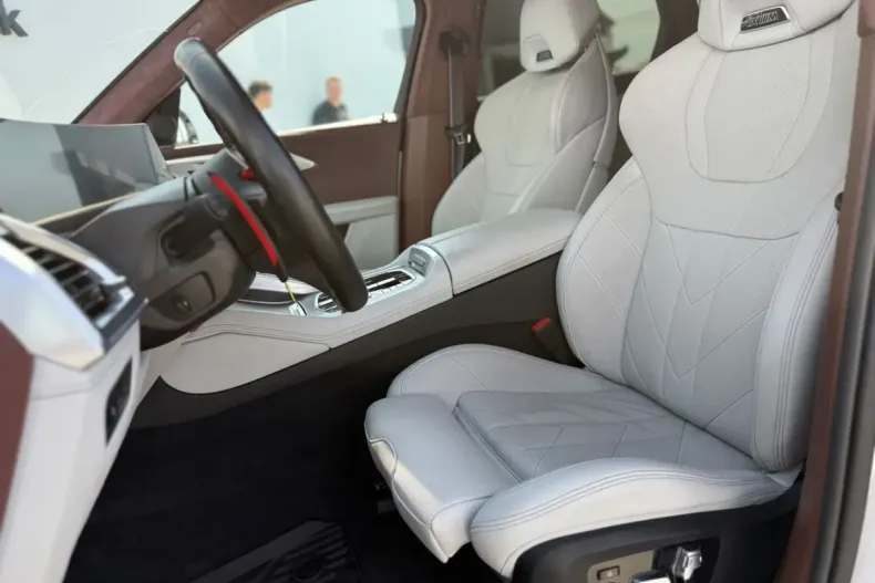 BMW XM (Seria X) din 2025 cu 69.087 km - oferta BMW252178 - foto 5