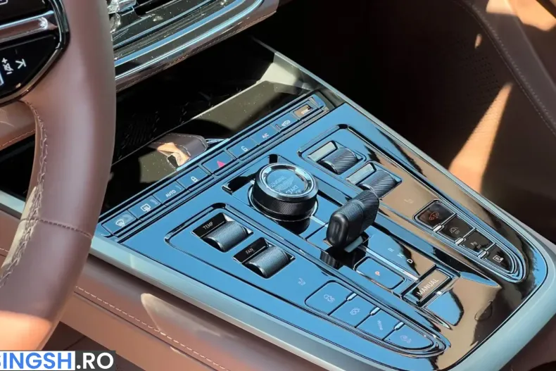 Aston Martin DBX din 2026 cu 7.000 km - oferta AST252180 - foto 7