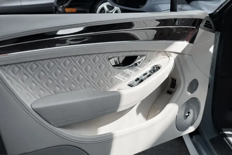 Bentley Continental GTC din 2022 cu 30.000 km - oferta BEN252214 - foto 39
