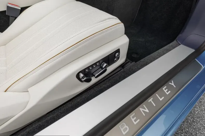 Bentley Continental GTC din 2026 cu 51 km - oferta BEN252217 - foto 19