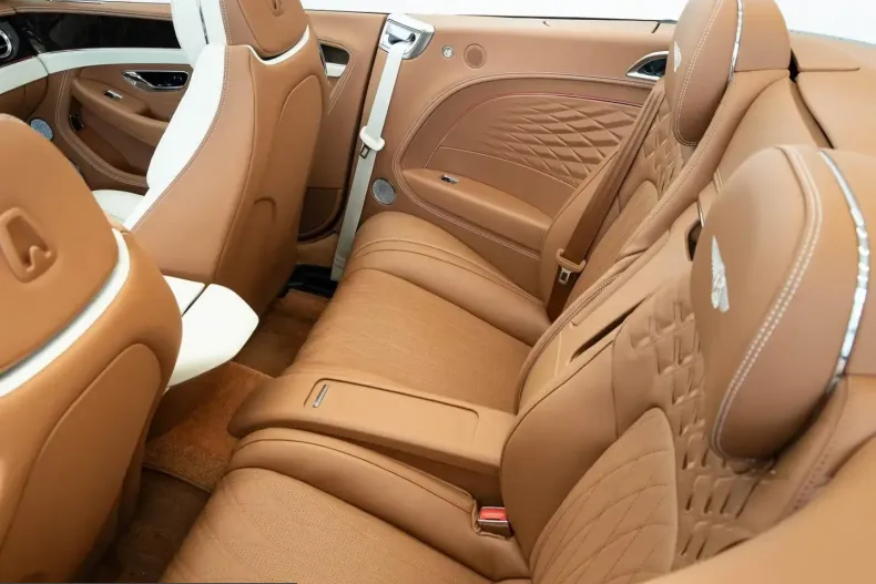 Bentley Continental GTC din 2026 cu 51 km - oferta BEN252218 - foto 8