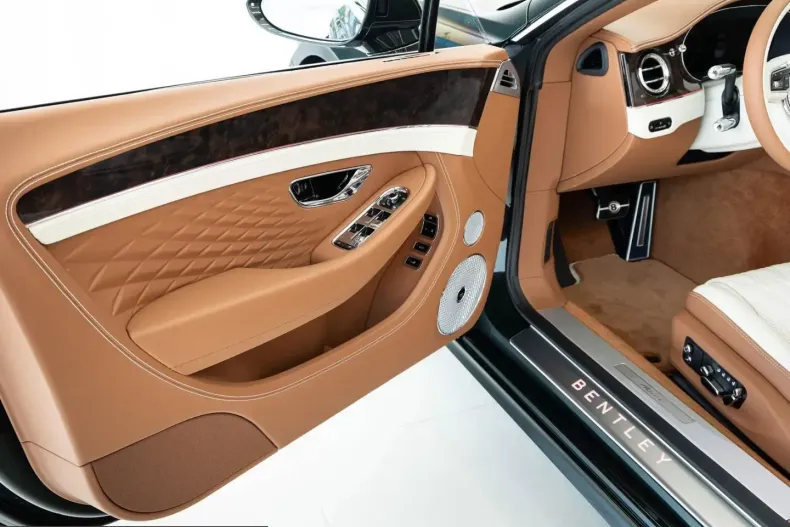Bentley Continental GTC din 2026 cu 51 km - oferta BEN252218 - foto 9
