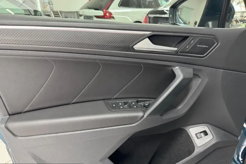 Volkswagen Tiguan din 2023 cu 46.700 km - oferta VOL252230 - foto 8
