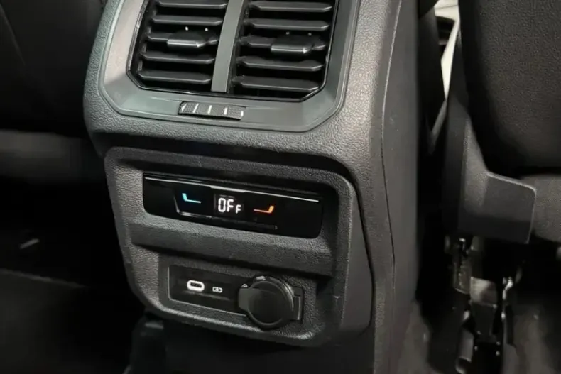 Volkswagen Tiguan din 2023 cu 46.700 km - oferta VOL252230 - foto 30