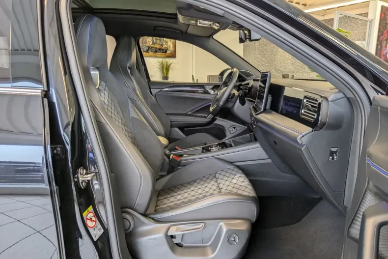 Volkswagen Tiguan din 2025 cu 25.376 km - oferta VOL252231 - foto 16