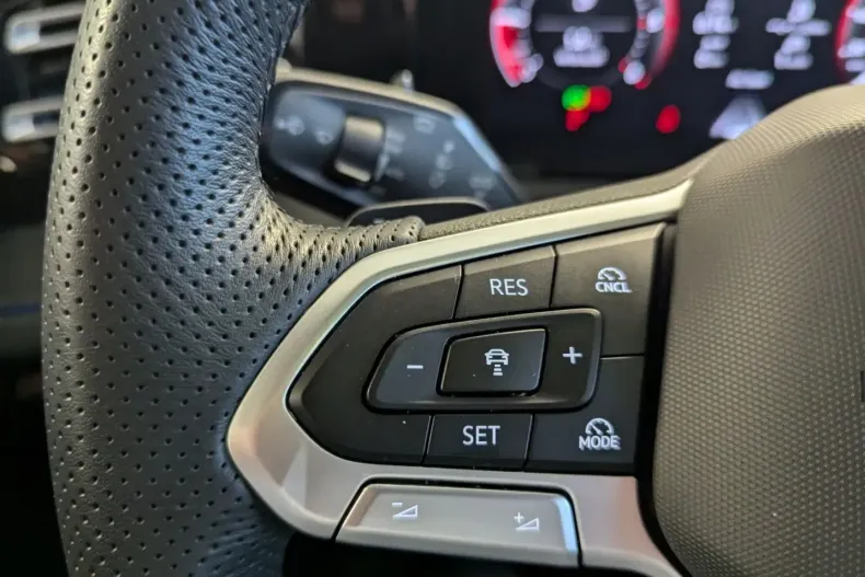 Volkswagen Tiguan din 2025 cu 25.376 km - oferta VOL252231 - foto 24
