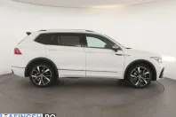 Volkswagen Tiguan Allspace din 2024 cu 41.200 km - oferta VOL252233 - foto 4