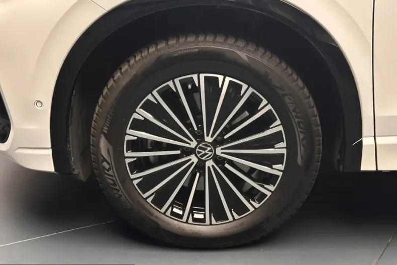Volkswagen Tiguan din 2025 cu 29.000 km - oferta VOL252234 - foto 9