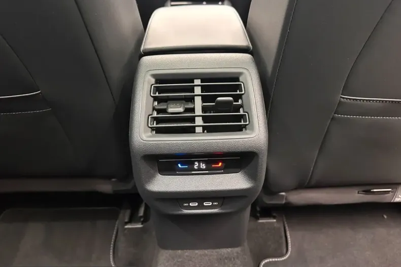 Volkswagen Tiguan din 2025 cu 29.000 km - oferta VOL252234 - foto 33
