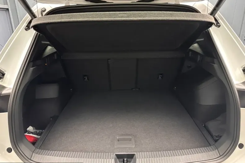 Volkswagen Tiguan din 2025 cu 29.000 km - oferta VOL252234 - foto 34