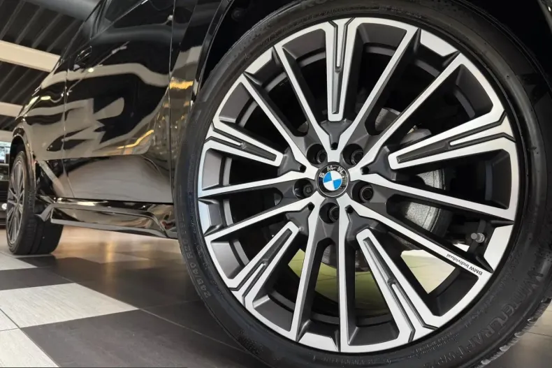 BMW X1 (Seria X) din 2025 cu 12.000 km - oferta BMW252236 - foto 6