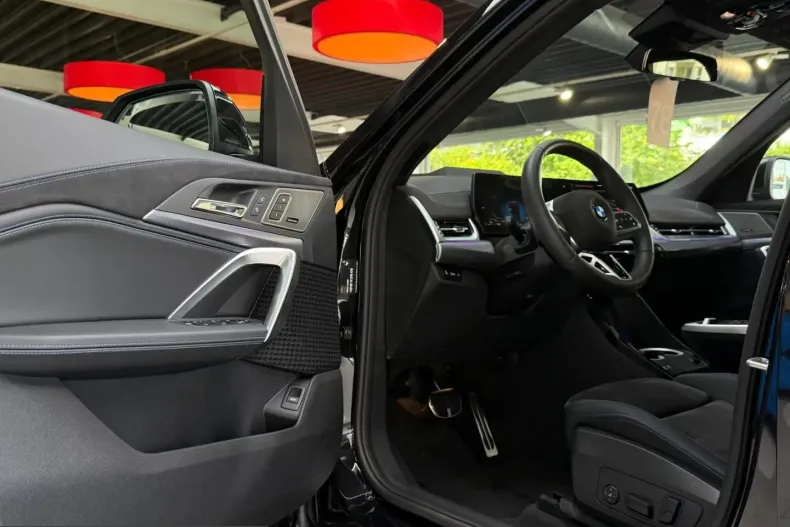 BMW X1 (Seria X) din 2025 cu 12.000 km - oferta BMW252236 - foto 12
