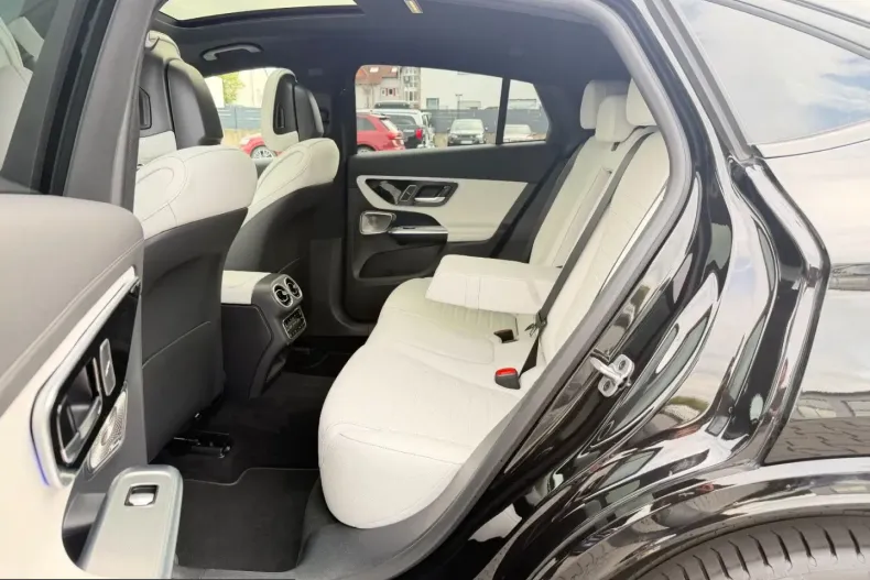 Mercedes-Benz GLC 450 (Clasa GLC) din 2025 cu 10.291 km - oferta MER252237 - foto 10