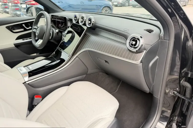 Mercedes-Benz GLC 450 (Clasa GLC) din 2025 cu 10.291 km - oferta MER252237 - foto 15