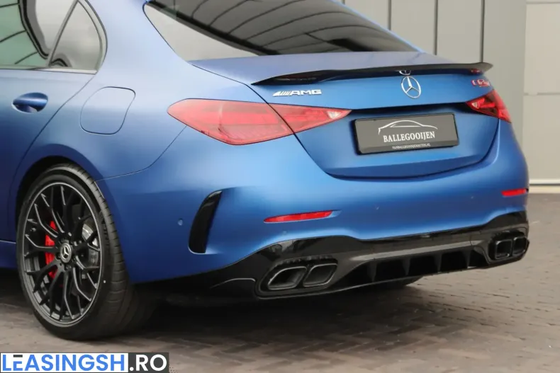 Mercedes-Benz C 63 AMG (Clasa C) din 2023 cu 7.868 km - oferta MER252239 - foto 11