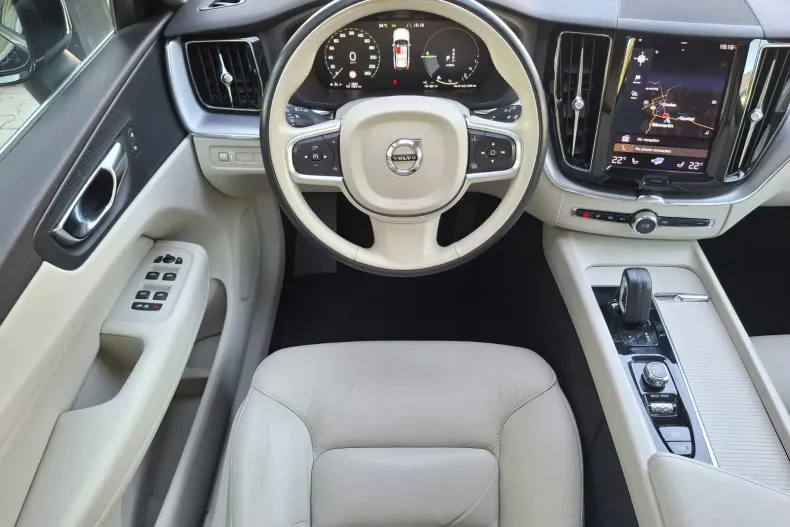 Volvo XC60 din 2021 cu 113.031 km - oferta VOL252242 - foto 14