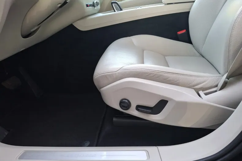 Volvo XC60 din 2021 cu 113.031 km - oferta VOL252242 - foto 30