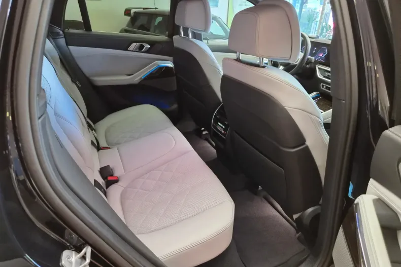 BMW X6 (Seria X) din 2024 cu 21.000 km - oferta BMW252250 - foto 17