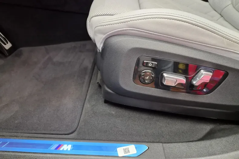 BMW X6 (Seria X) din 2024 cu 21.000 km - oferta BMW252250 - foto 31