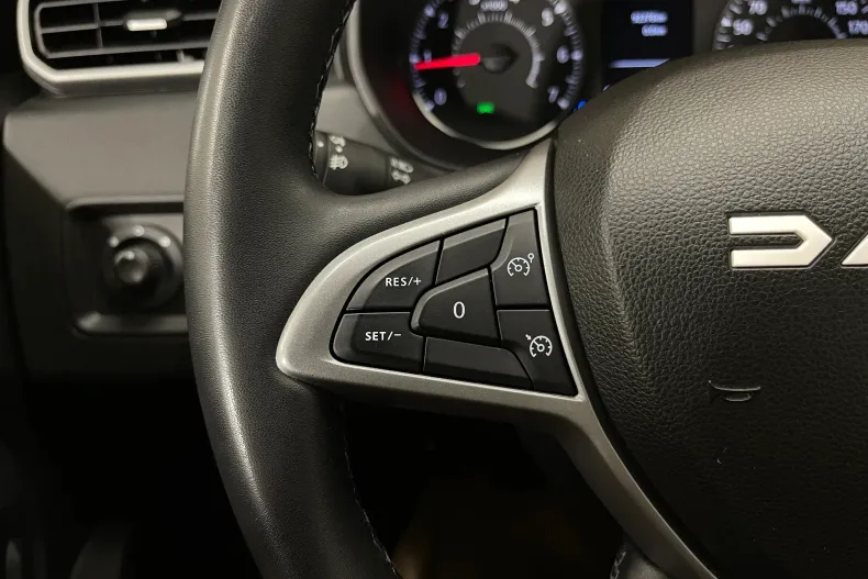 Dacia Duster din 2023 cu 92.376 km - oferta DAC252256 - foto 17