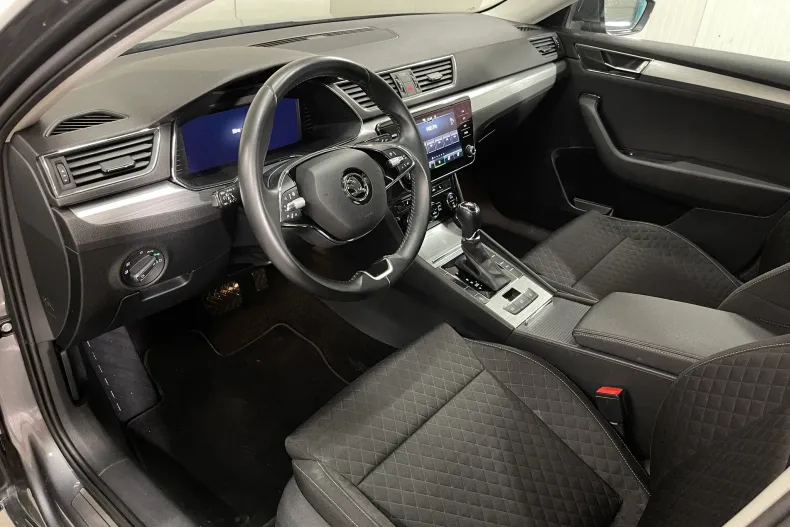 Skoda Superb din 2022 cu 142.957 km - oferta SKO252257 - foto 5