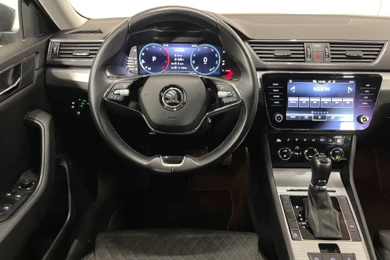 Skoda Superb din 2022 cu 142.957 km - oferta SKO252257 - foto 6