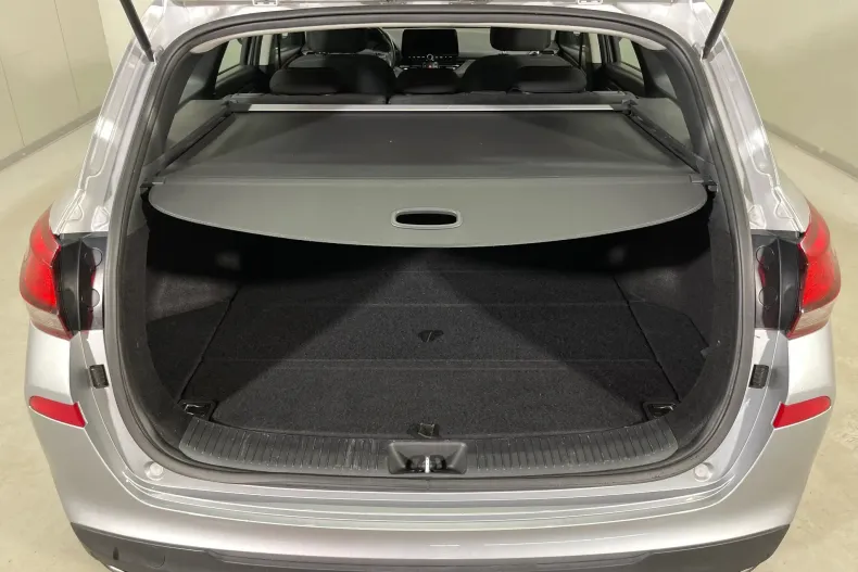 Hyundai i30 din 2021 cu 142.108 km - oferta HYU252259 - foto 12