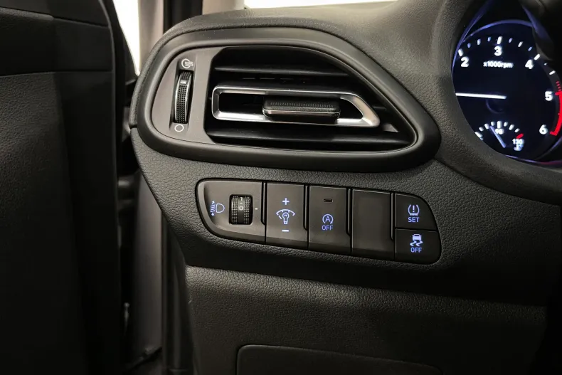 Hyundai i30 din 2021 cu 142.108 km - oferta HYU252259 - foto 23