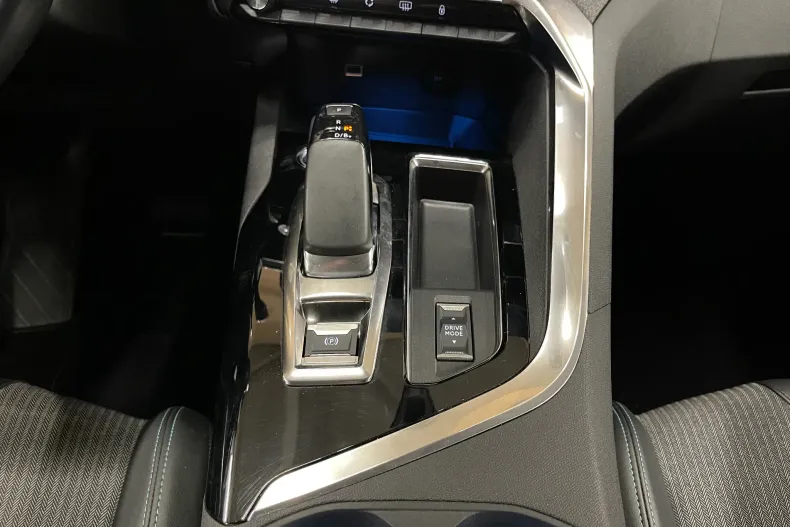 Peugeot 3008 din 2021 cu 118.055 km - oferta PEU252260 - foto 24