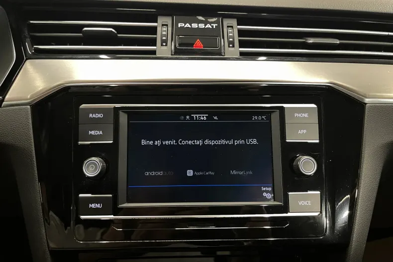 Volkswagen Passat din 2022 cu 93.862 km - oferta VOL252266 - foto 14