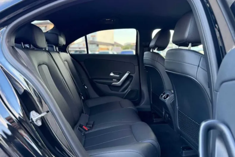 Mercedes-Benz A 250 (Clasa A) din 2020 cu 93.000 km - oferta MER252268 - foto 18