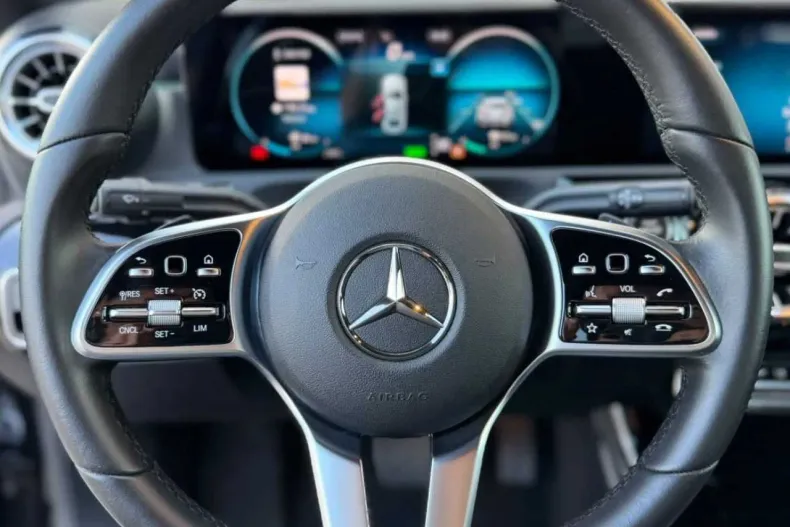 Mercedes-Benz A 250 (Clasa A) din 2020 cu 93.000 km - oferta MER252268 - foto 24