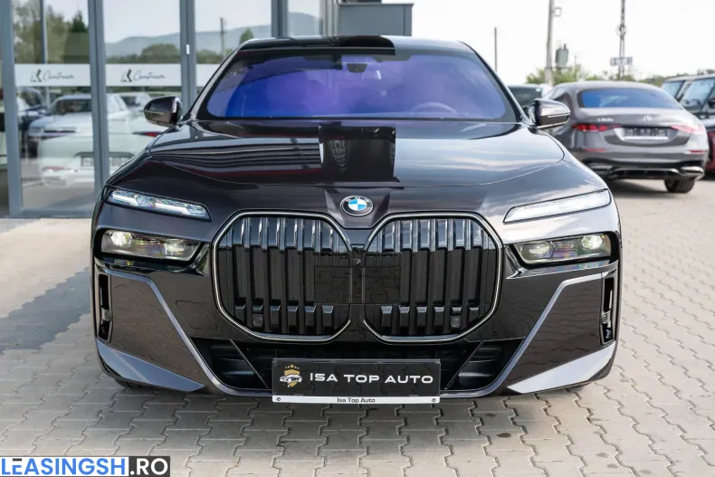 BMW 740 (Seria 7) din 2026 cu 52 km - oferta BMW252271 - foto 2