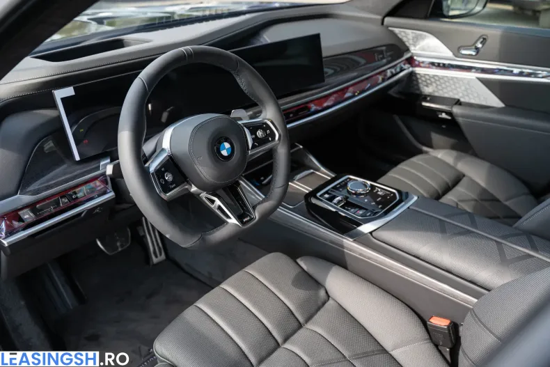 BMW 740 (Seria 7) din 2026 cu 52 km - oferta BMW252271 - foto 5