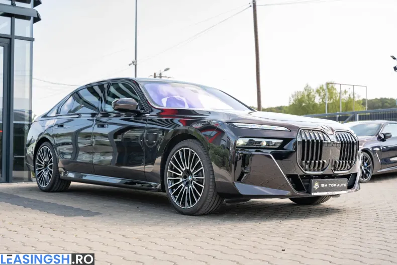 BMW 740 (Seria 7) din 2026 cu 52 km - oferta BMW252271 - foto 33