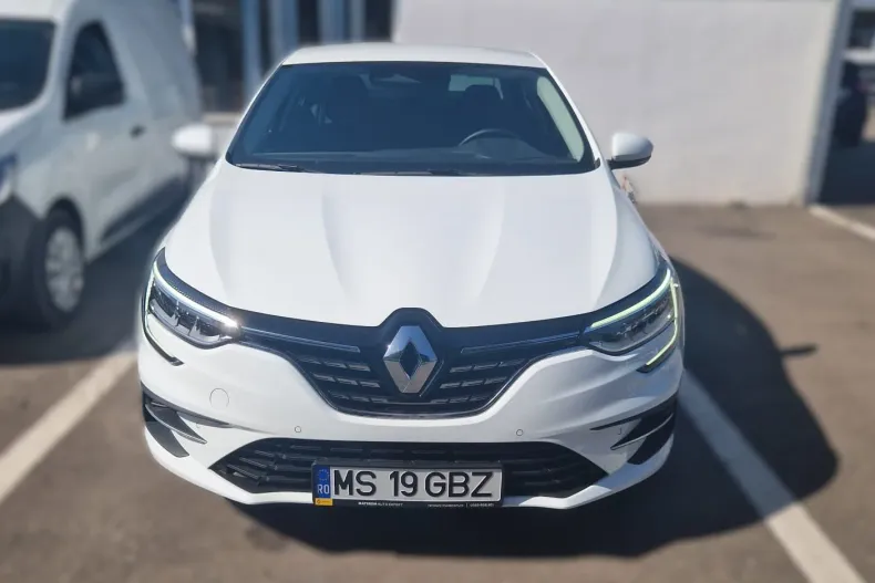 Renault Megane din 2024 cu 3.740 km - oferta REN252276 - foto 4