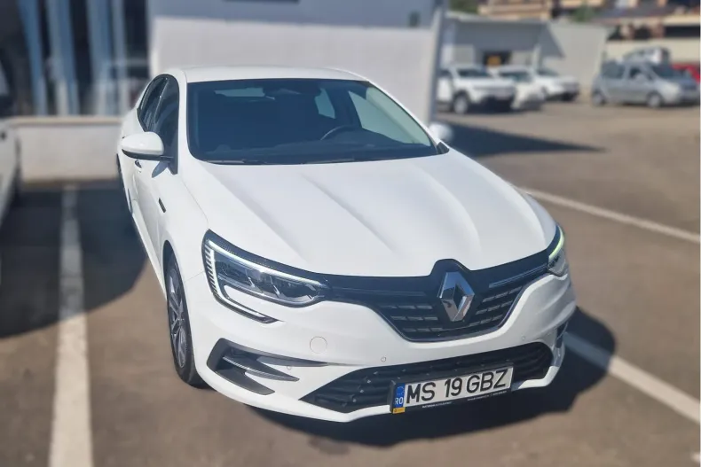 Renault Megane din 2024 cu 3.740 km - oferta REN252276 - foto 5