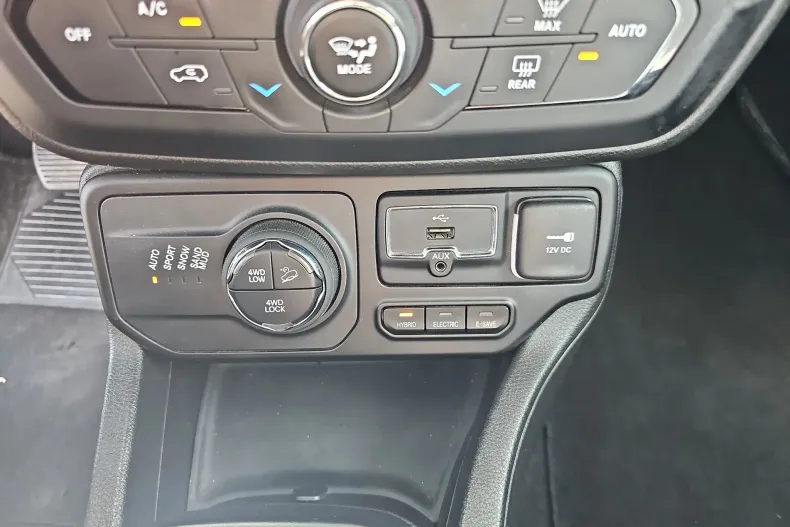 Jeep Renegade din 2023 cu 111.000 km - oferta JEE252283 - foto 17