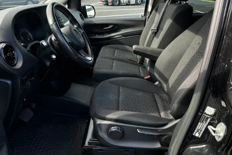 Mercedes-Benz Vito din 2023 cu 99.381 km - oferta MER252286 - foto 10