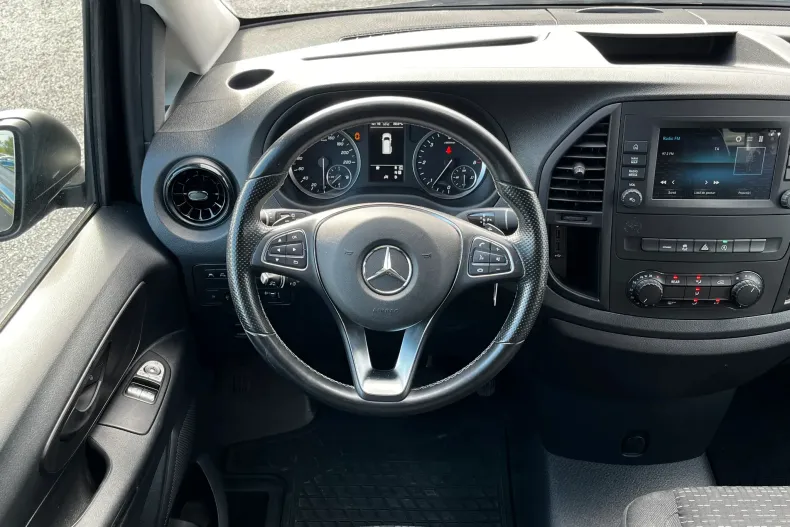 Mercedes-Benz Vito din 2023 cu 99.381 km - oferta MER252286 - foto 14