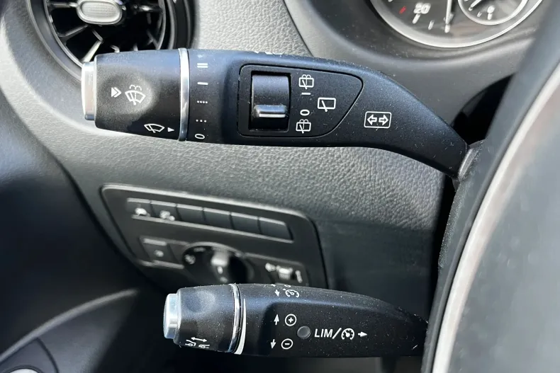 Mercedes-Benz Vito din 2023 cu 99.381 km - oferta MER252286 - foto 18