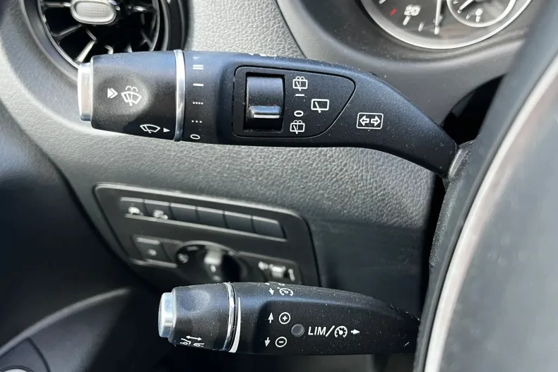 Mercedes-Benz Vito din 2023 cu 99.381 km - oferta MER252286 - foto 19