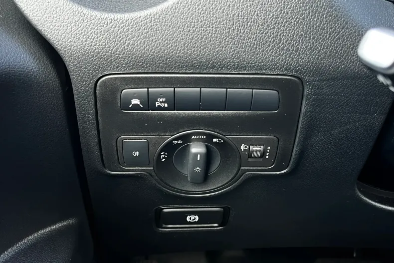 Mercedes-Benz Vito din 2023 cu 99.381 km - oferta MER252286 - foto 21