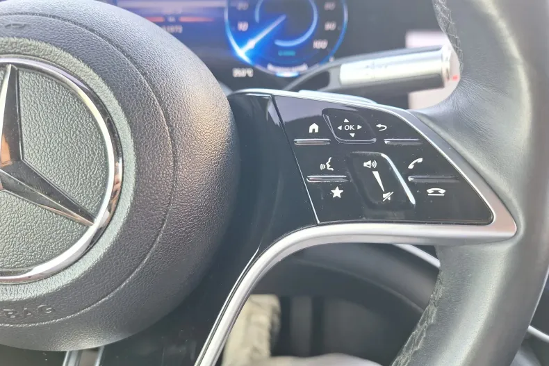 Mercedes-Benz EQS (Clasa S) din 2023 cu 41.072 km - oferta MER252289 - foto 26