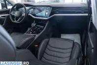 Volkswagen Touareg din 2023 cu 36.000 km - oferta VOL252299 - foto 2
