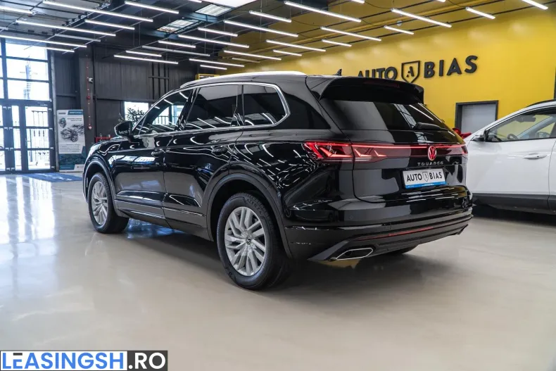 Volkswagen Touareg din 2023 cu 36.000 km - oferta VOL252299 - foto 5