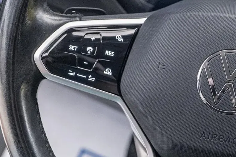 Volkswagen Touareg din 2023 cu 36.000 km - oferta VOL252299 - foto 14