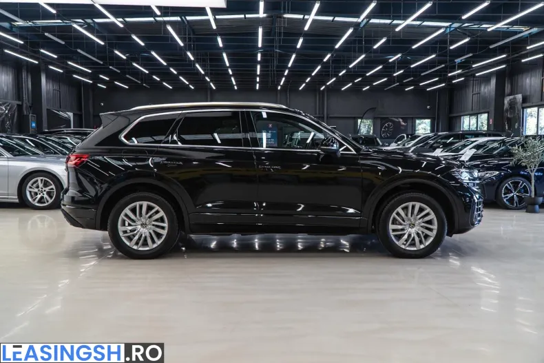 Volkswagen Touareg din 2023 cu 36.000 km - oferta VOL252299 - foto 19
